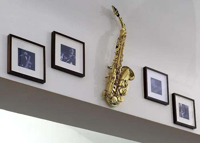 Red And Blues Music Hotel Genova